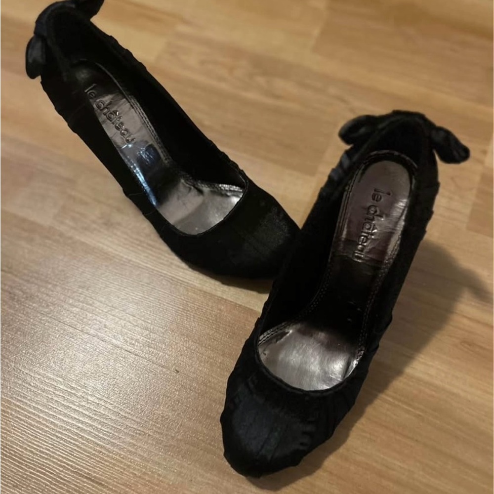 LeChateau Black Silky material dress shoes